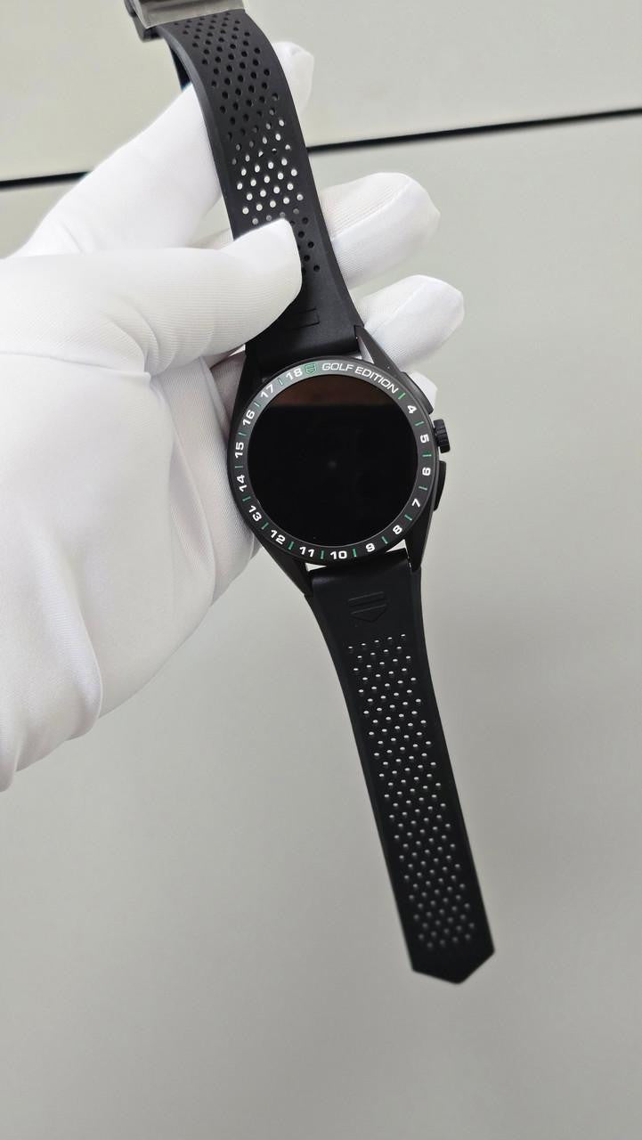 Connected Calibre E4 Golf Edition 45 mm Titanium Smartwatch